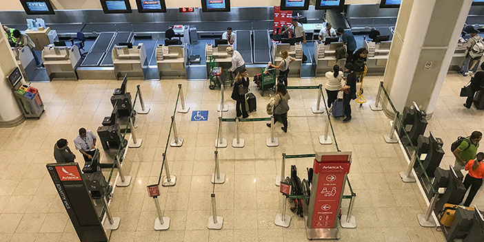 Setor de serviços recua 0,6% em outubro, após bater recorde histórico em setembro